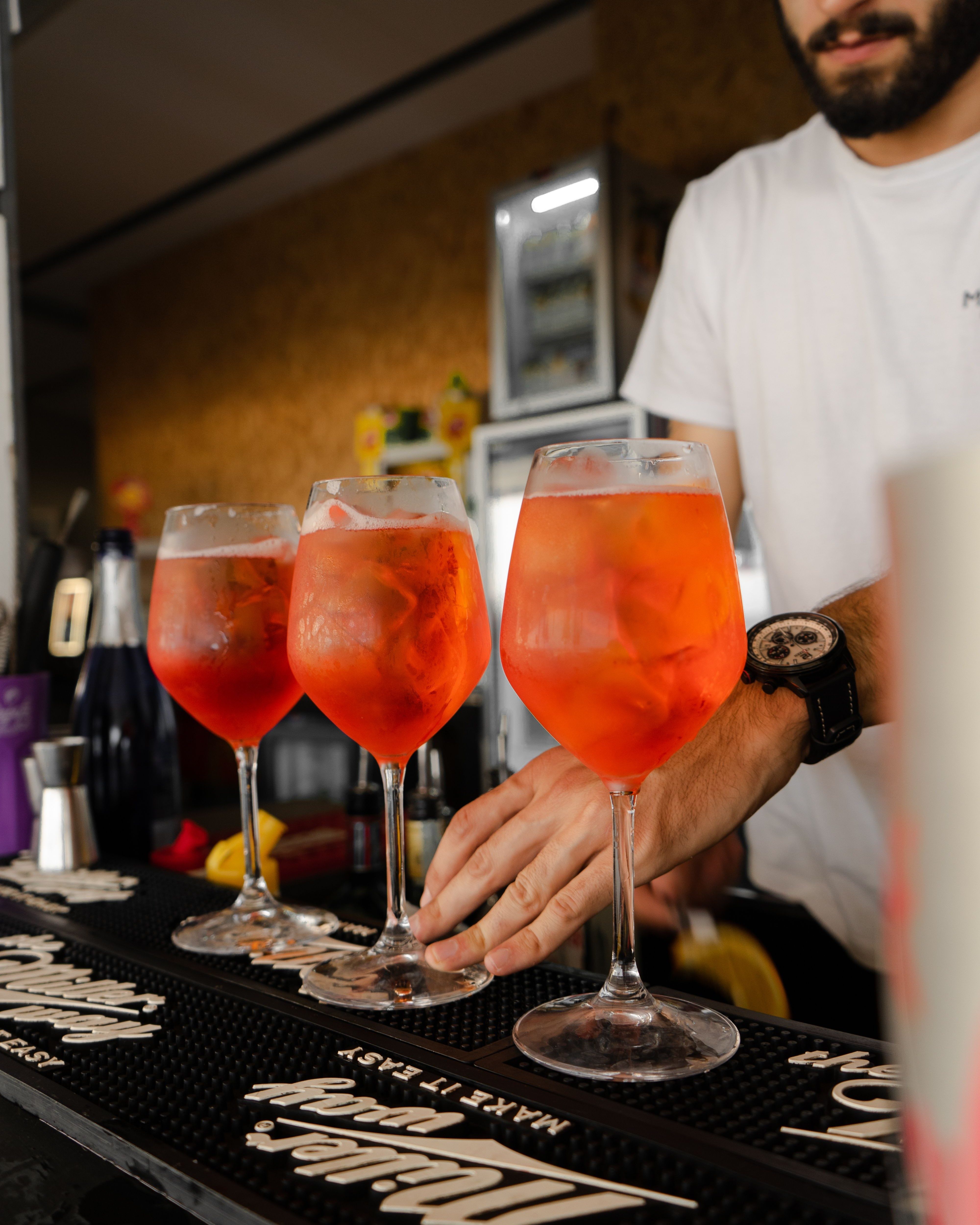 Panorama-Aperitif im Libarium in Cagliari